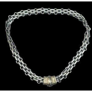 Unique Chunky Silver Tone Chain Necklace With Magnetic Clasp Centerpiece